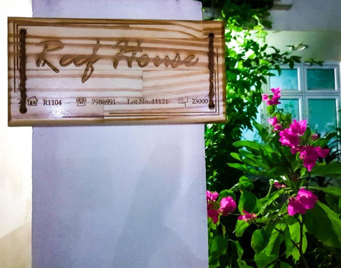 Reef Guest House มาเล ภายนอก รูปภาพ