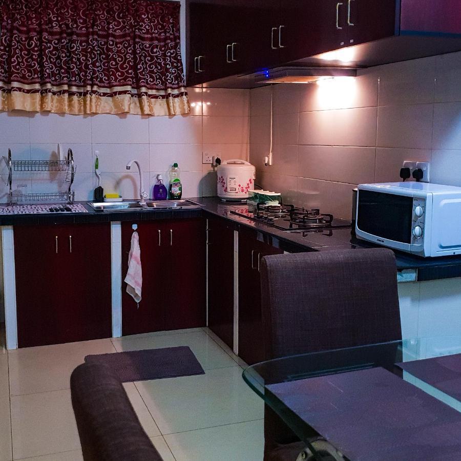 Reef Guest House มาเล ภายนอก รูปภาพ