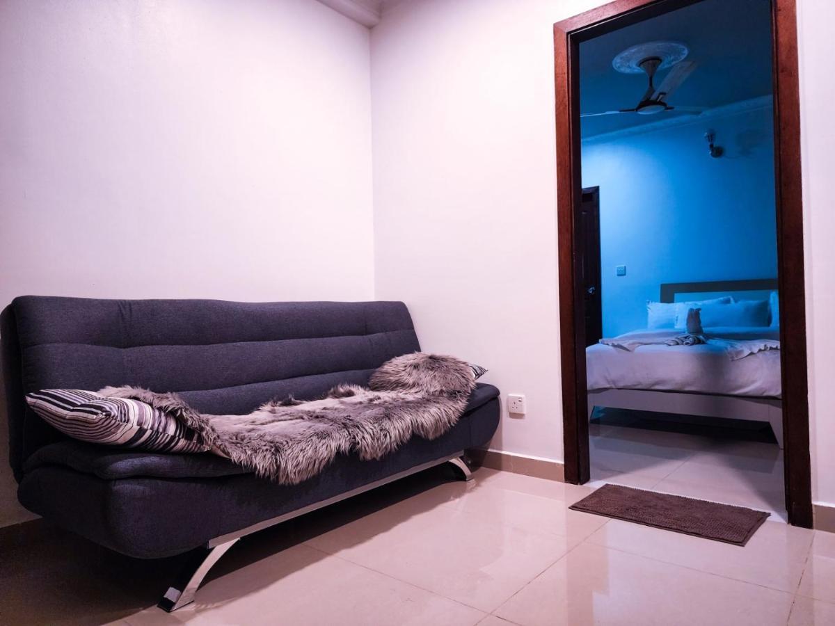 Reef Guest House มาเล ภายนอก รูปภาพ